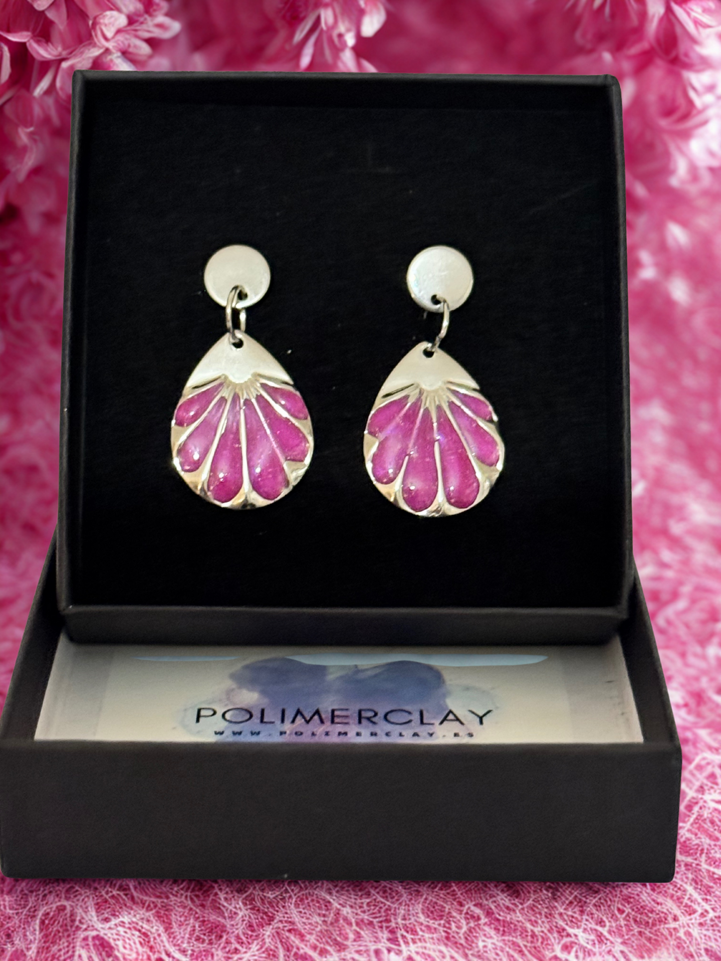 Pendientes concha acero inoxidable y resina