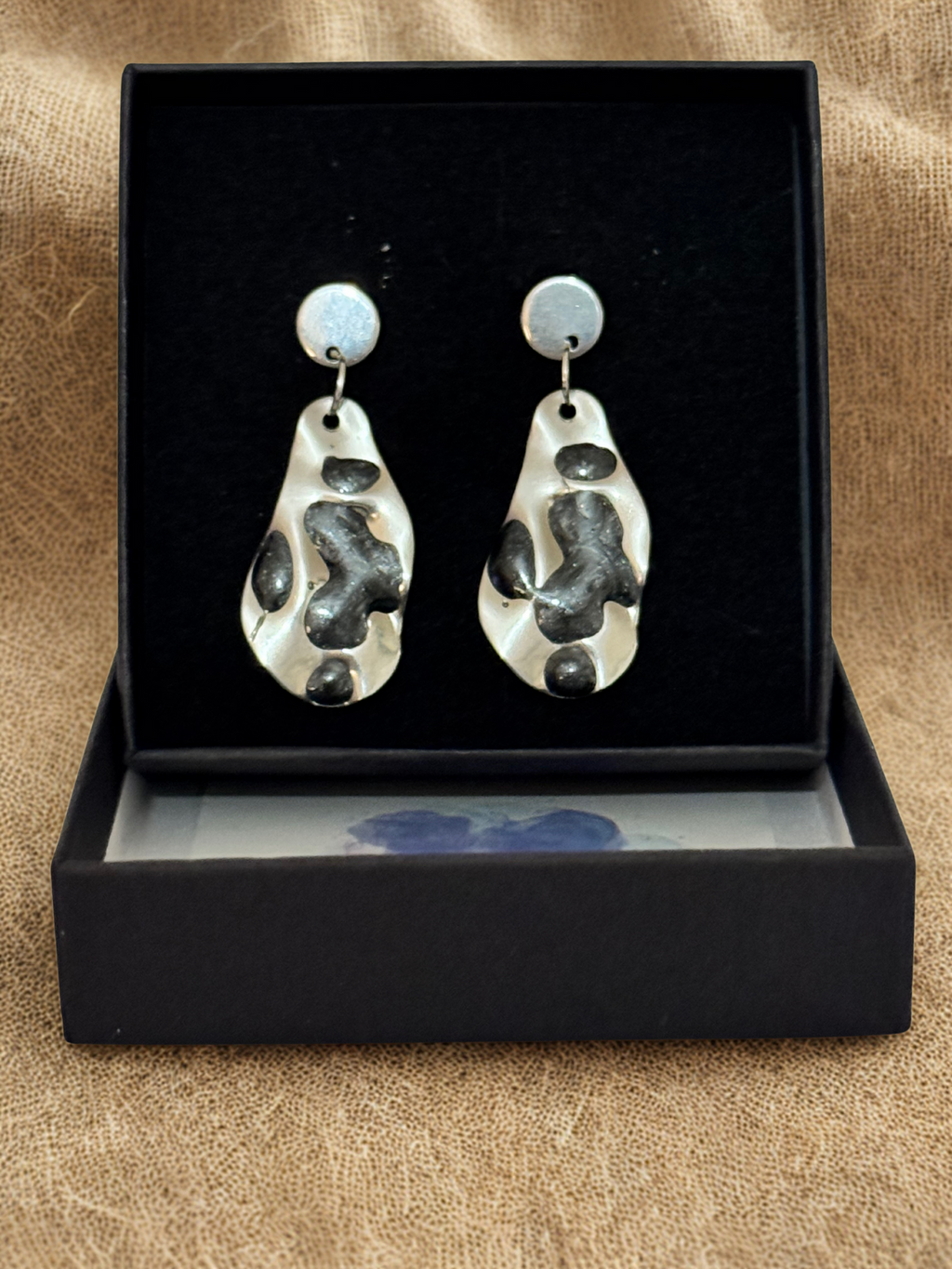 Pendientes hoja acero inoxidable y resina