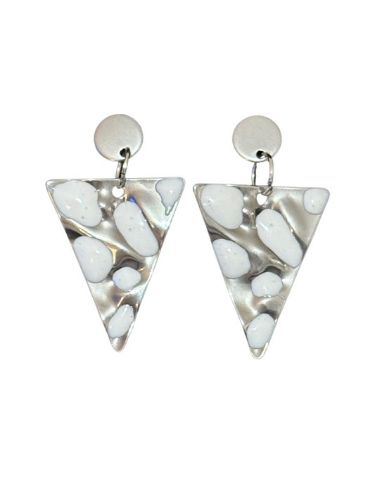 Pendientes triangulo acero inoxidable y resina