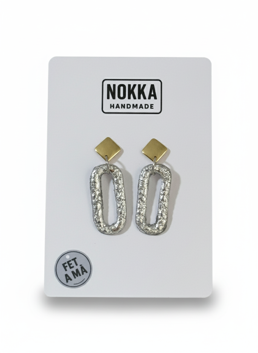 Pendiente óvalo plateado