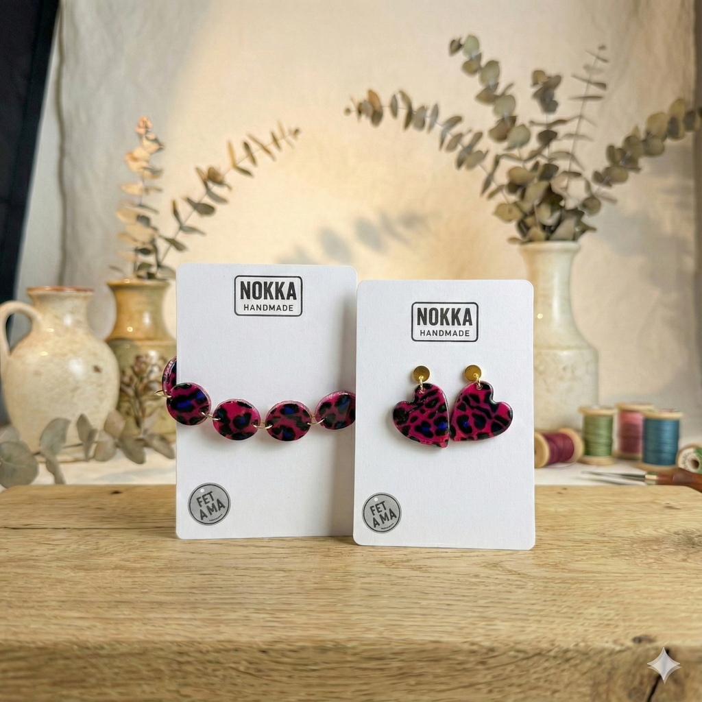 Conjunto pulsera y pendientes corazon animal print de arcilla polimerica