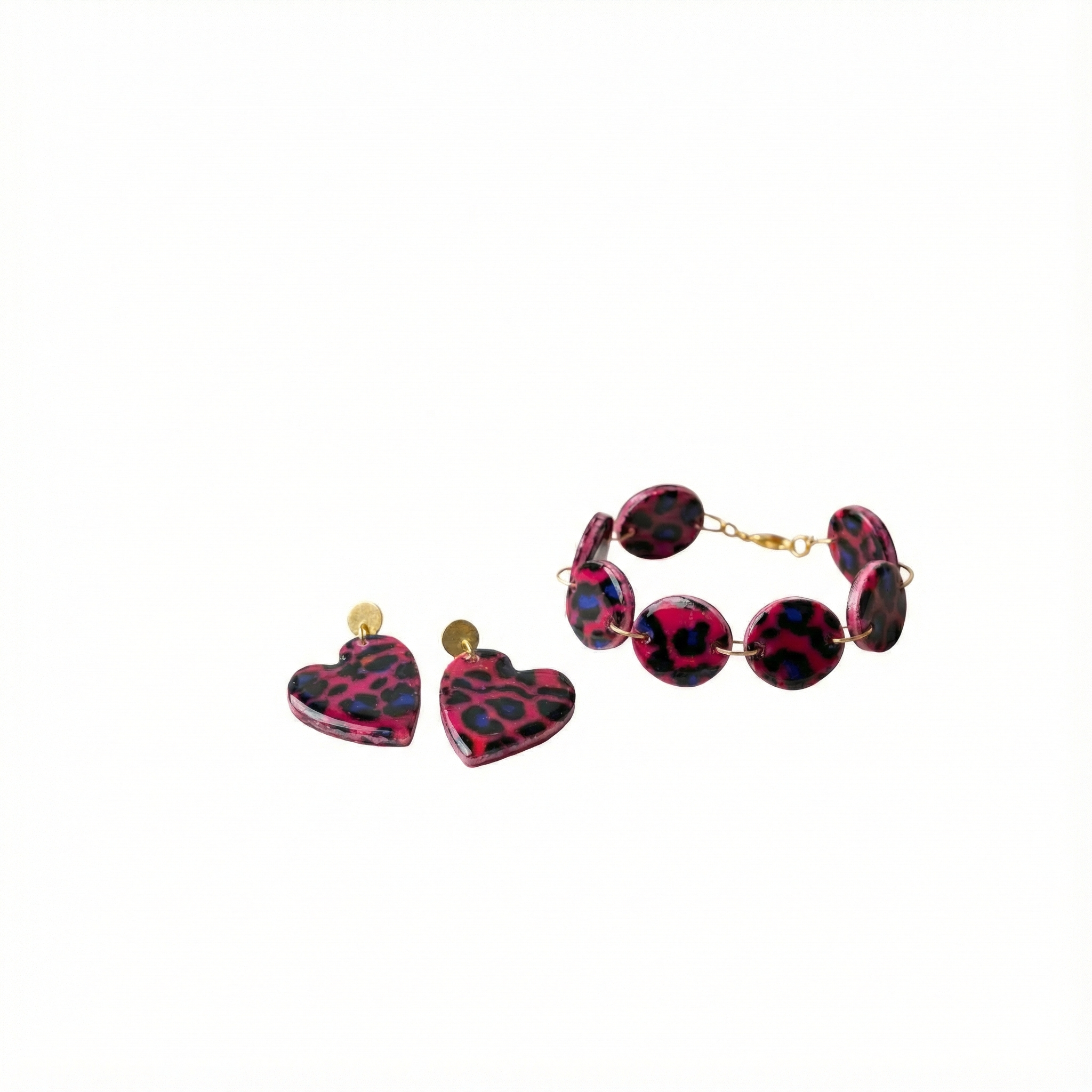 Conjunto pulsera y pendientes corazon animal print de arcilla polimerica