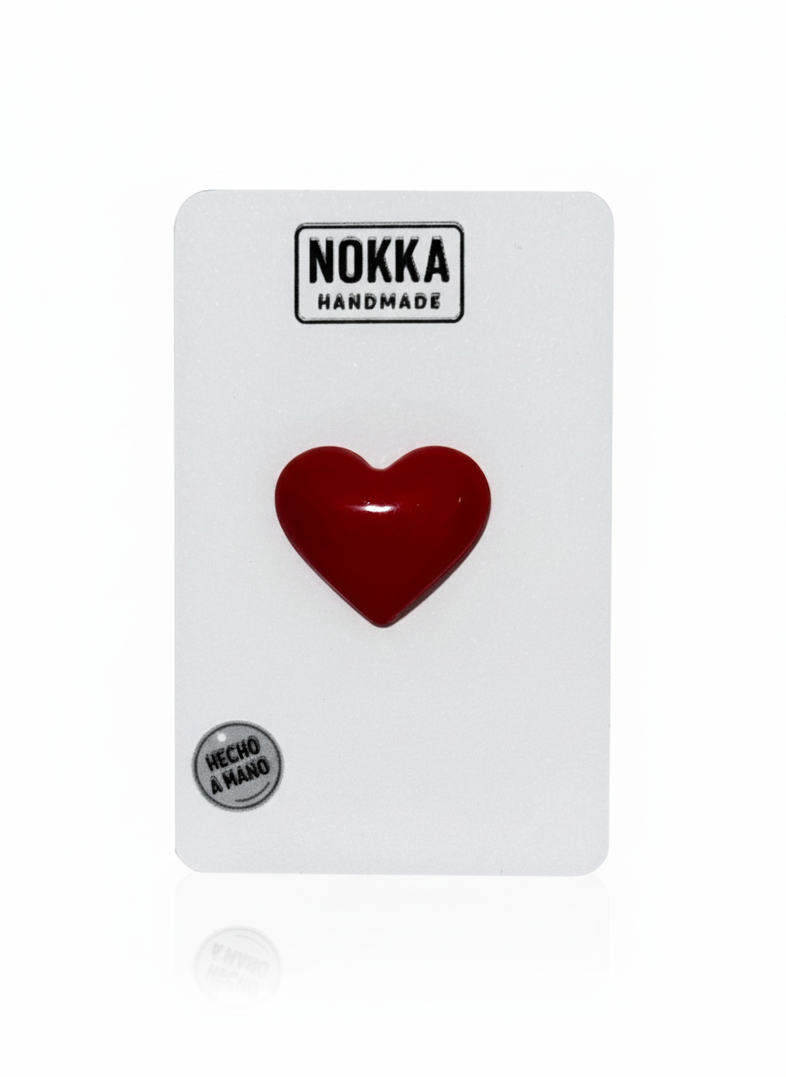 Pin corazón rojo