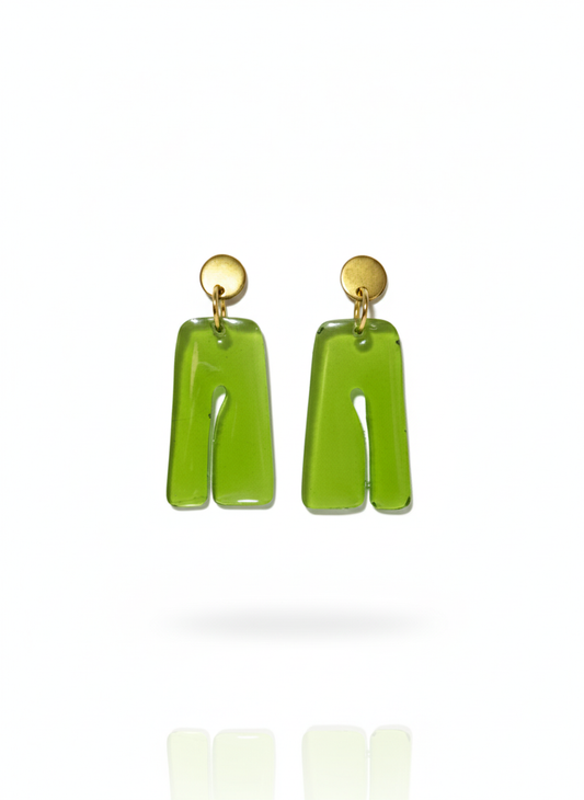 Pendientes forma A verdes traslucidos