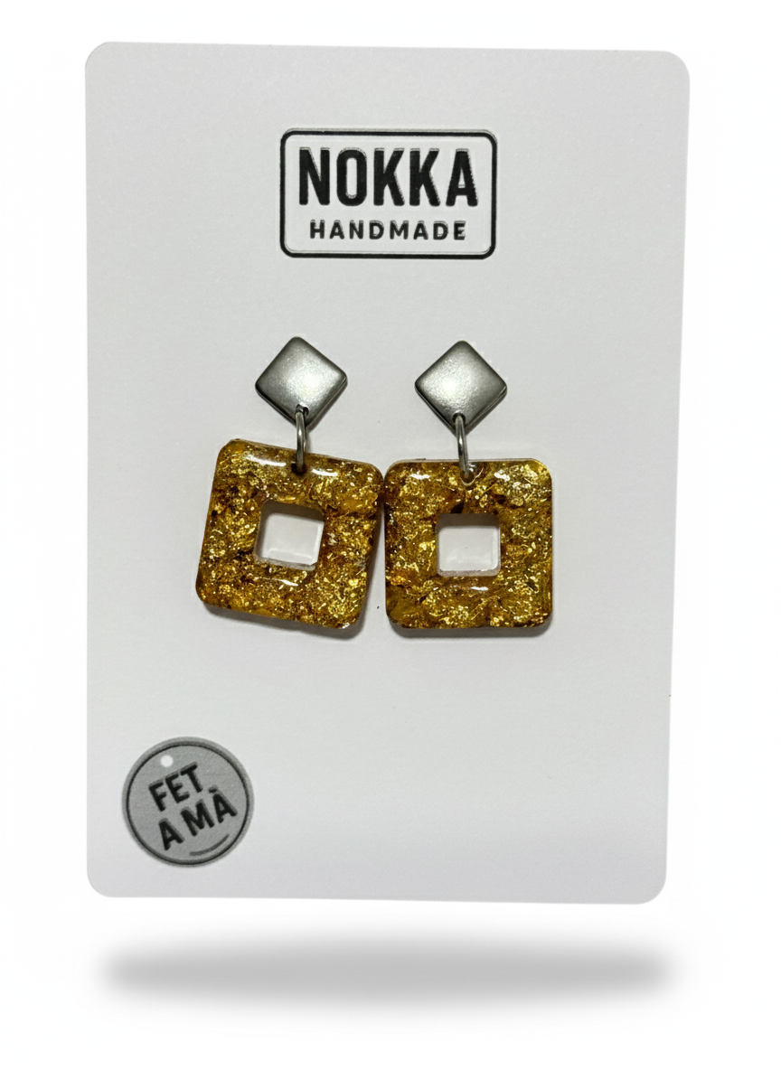 Pendientes cuadrados oro