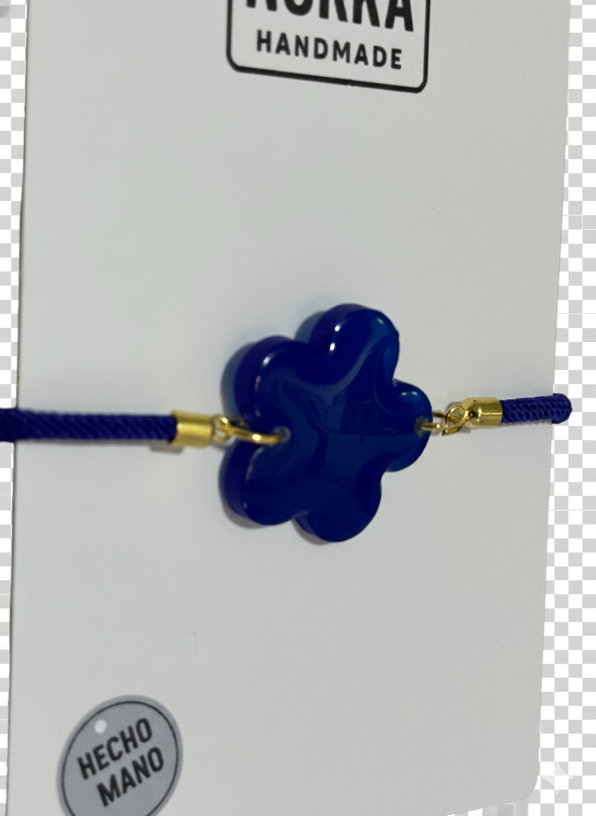Pulsera flor azúl con cordón