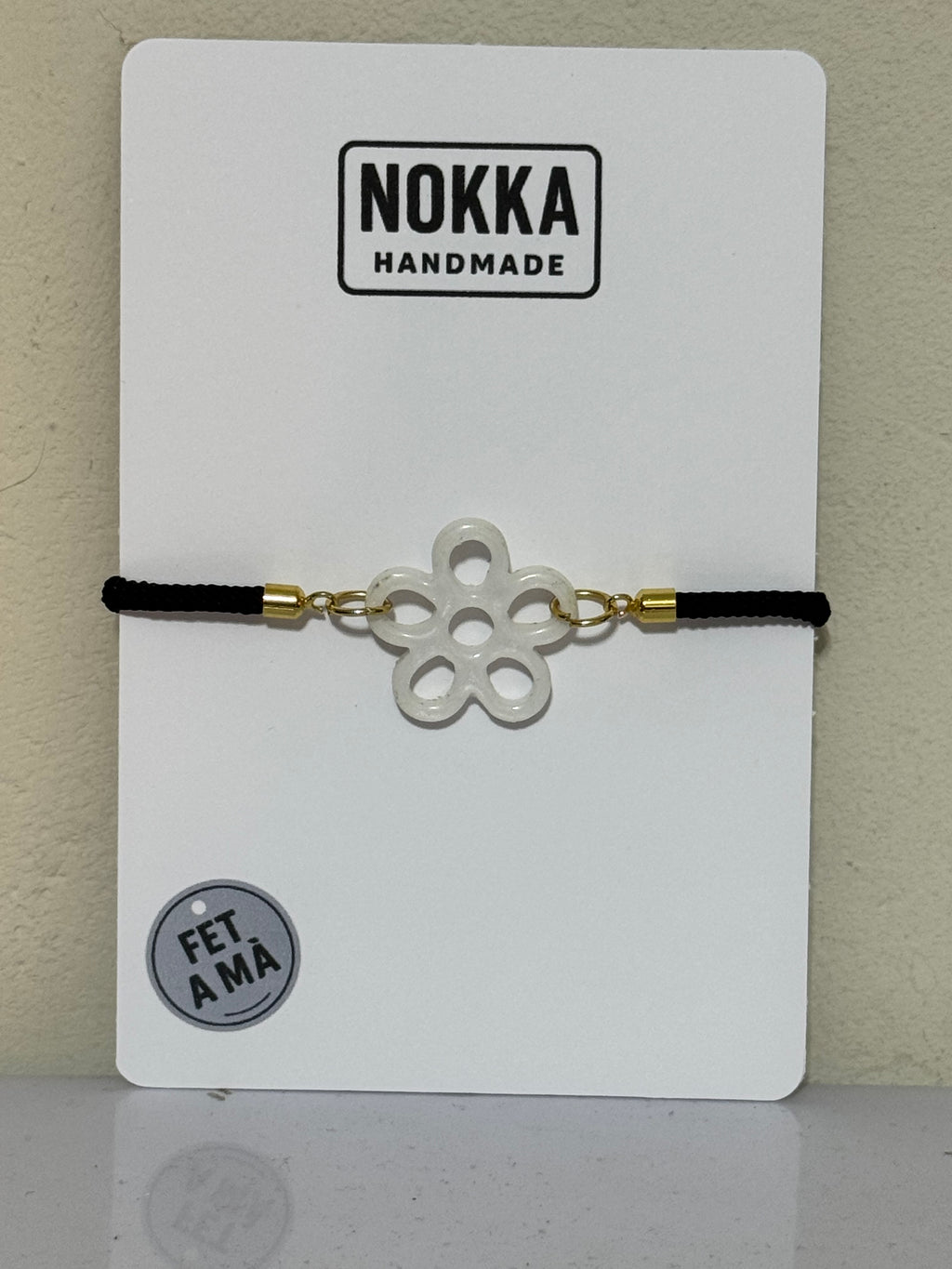 Pulsera flor blanca resina